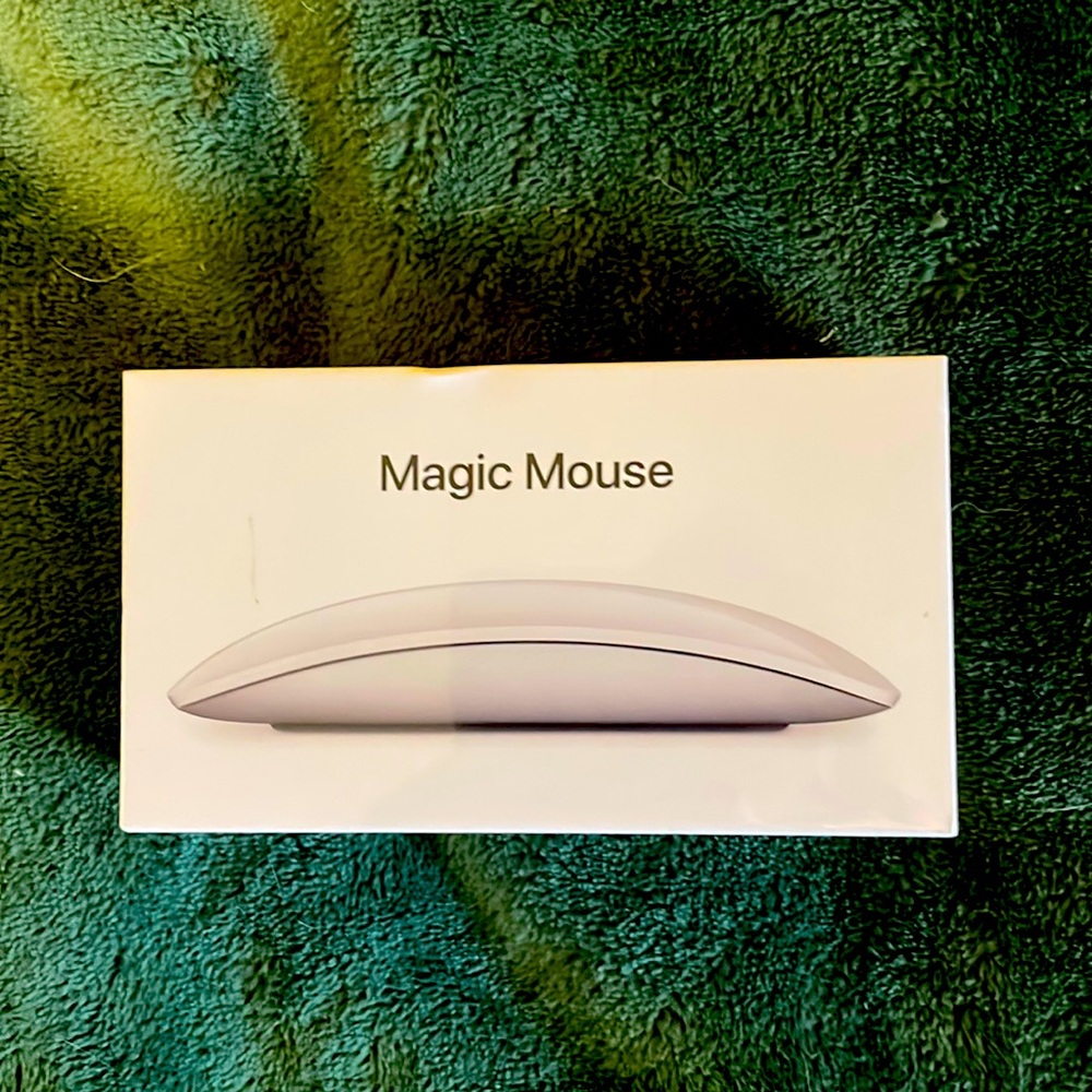 Brand new never been opened apple Magic Mouse